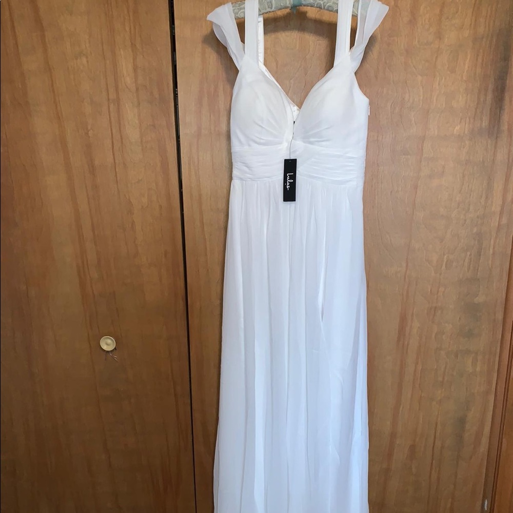 BRAND NEW LULU WHITE DRESS